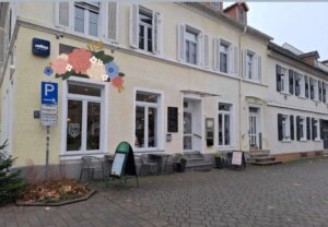 Angesagtes Café mit Außenterrasse neu zu verpachten